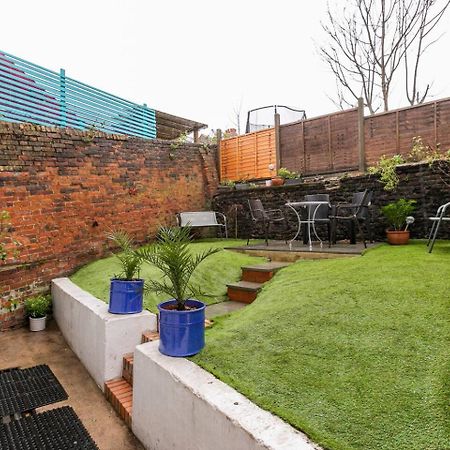 4 Bed Home 3 Mins From Harbour + Sandy Beach Folkestone Exterior photo